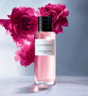 Holy Peony — цветочная красота от Dior