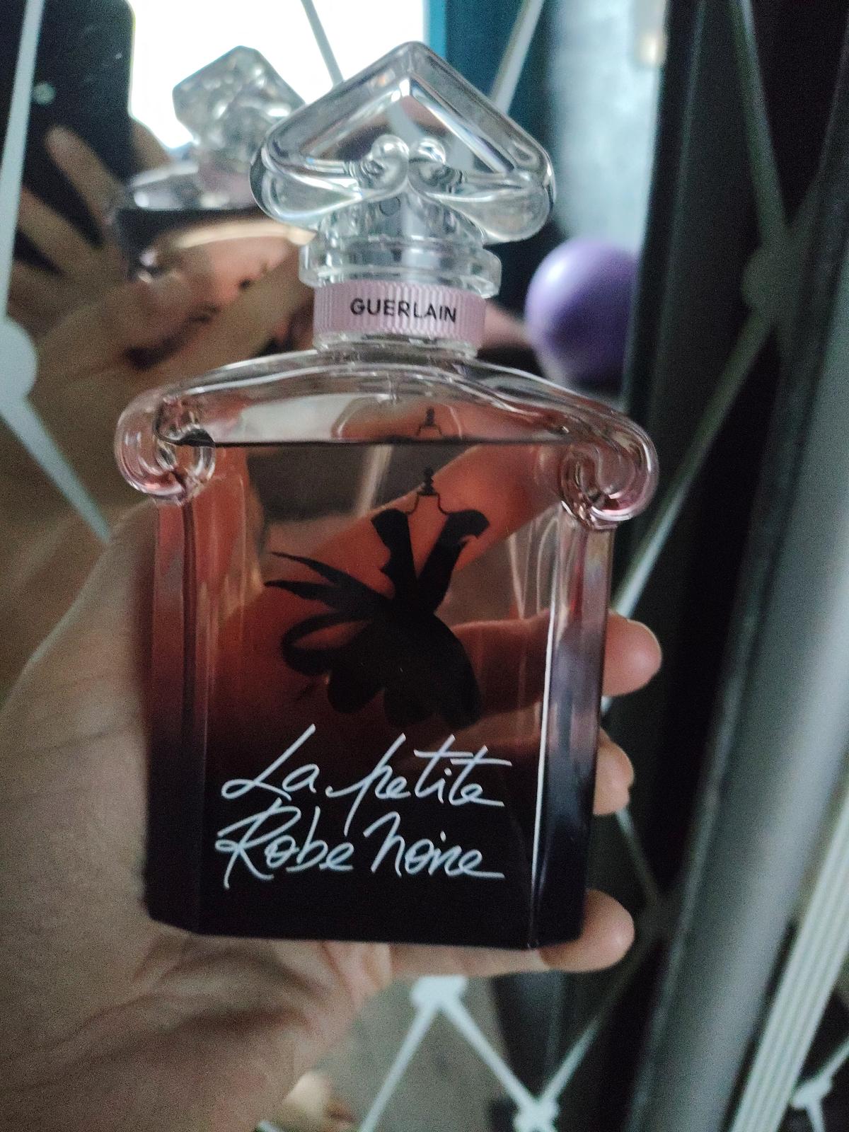 Guerlain La Petite Robe Noire Парфюмерная вода, Духи купить от 1.5