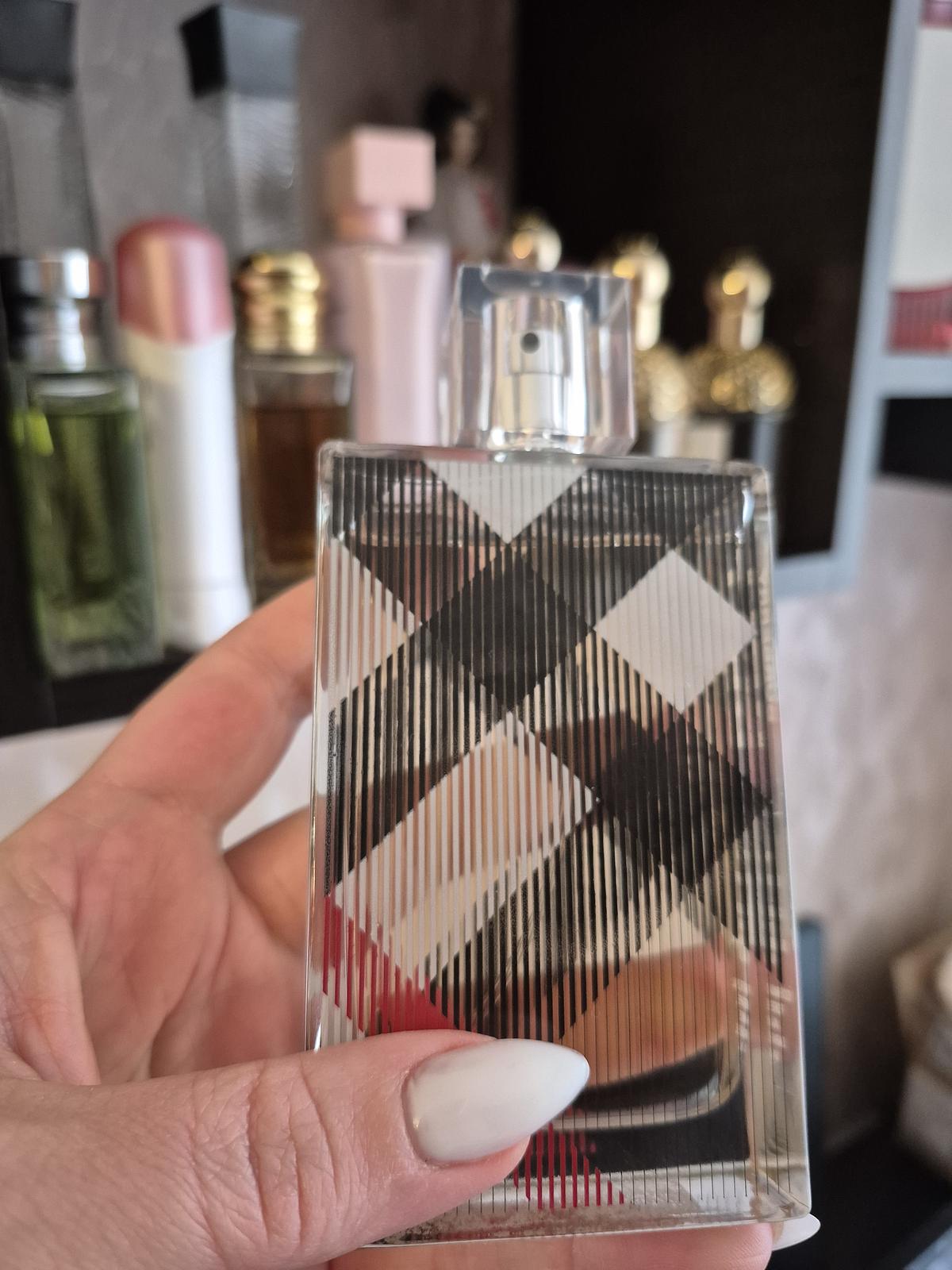 Burberry Brit For Her Парфюмерная вода купить парфюм от 1.5 мл в