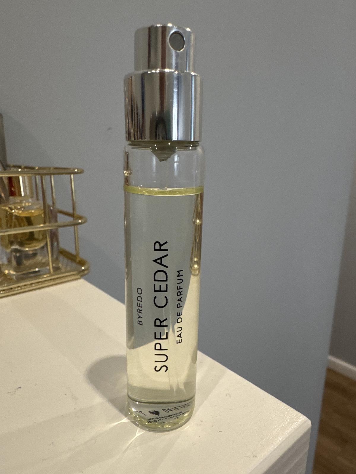 Byredo Super Cedar Парфюмерная вода купить от 1.5 мл, по цене от