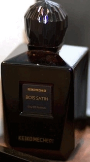 Bois Satin - древесная новинка на рынке унисекс парфюмерии